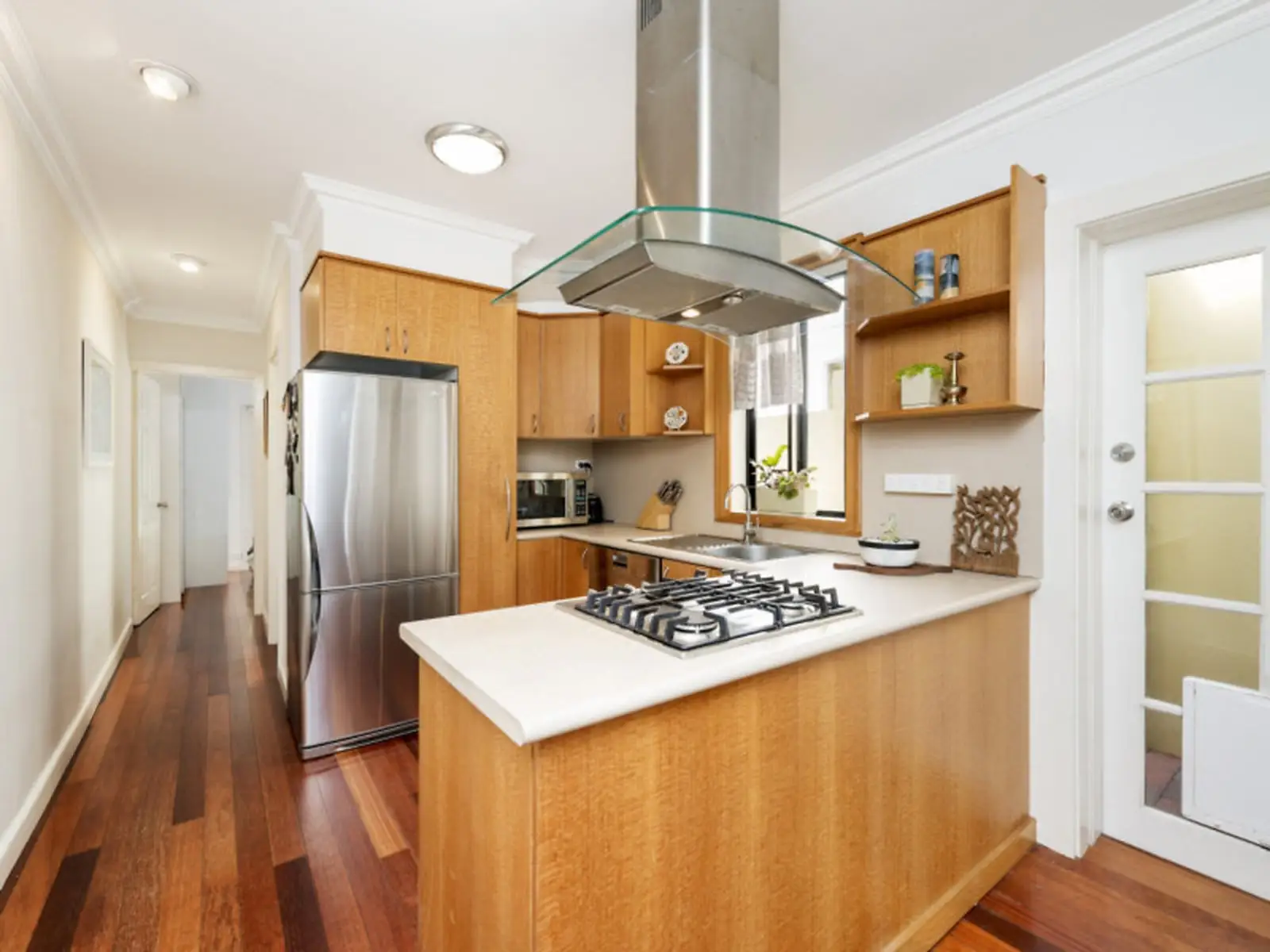 40 Mallett Street, Camperdown Leased by Sydney Sotheby's International Realty - image 2