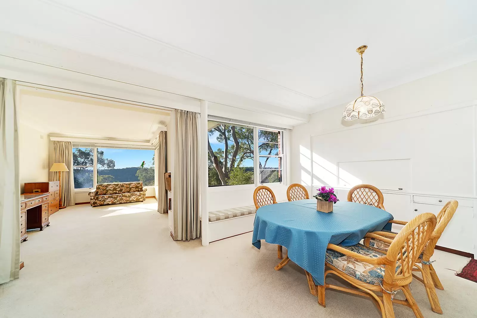 219 Edinburgh Road, Castlecrag Sold by Sydney Sotheby's International Realty - image 4