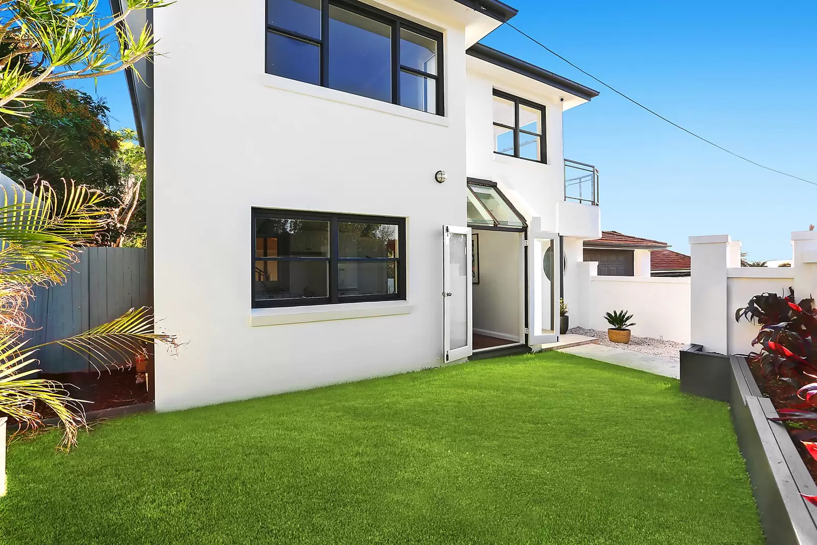 2A Village High Road, Vaucluse Sold by Sydney Sotheby's International Realty - image 4