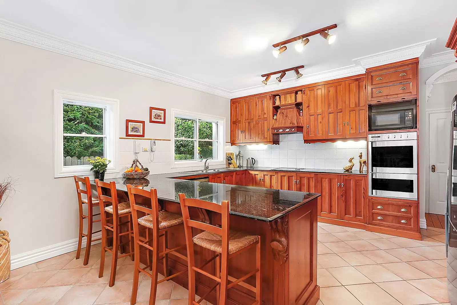 616 Old South Head Road, Rose Bay Sold by Sydney Sotheby's International Realty - image 4