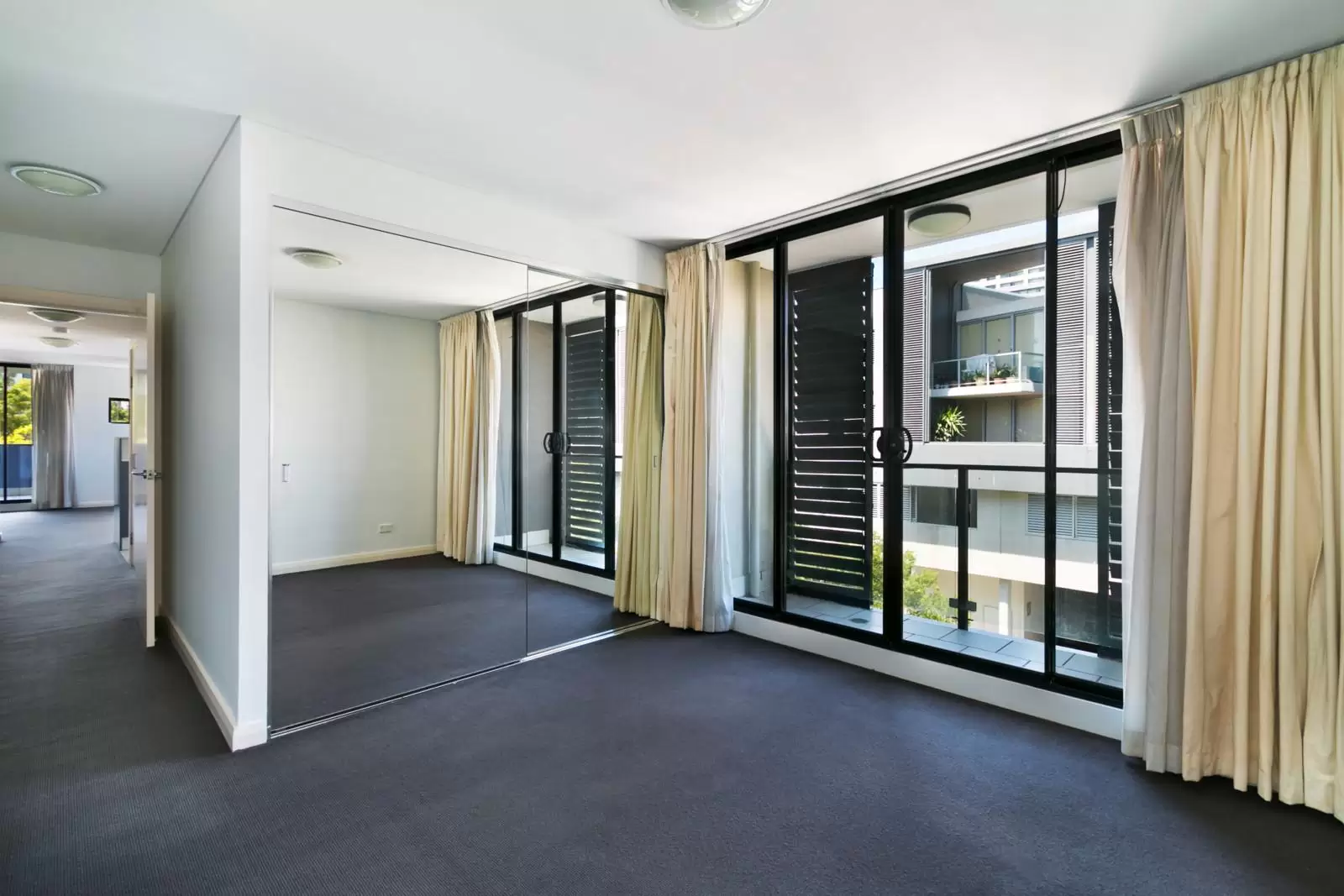 14/9 Grandstand Parade, Zetland Sold by Sydney Sotheby's International Realty - image 6