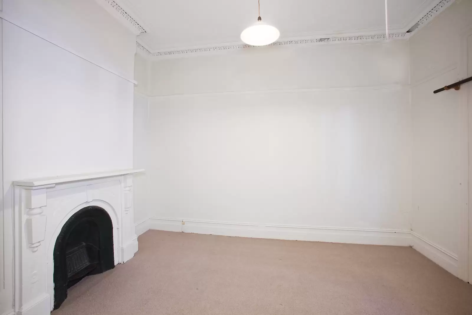 15 Ruthven Street, Bondi Junction Sold by Sydney Sotheby's International Realty - image 4