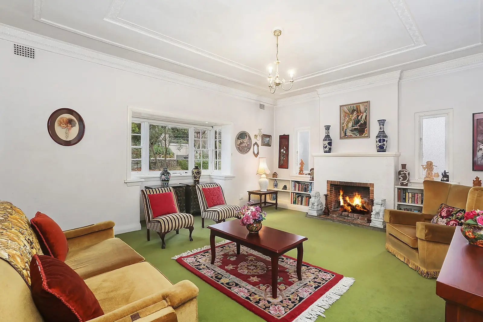 1 Boolarong Rd, Pymble Sold by Sydney Sotheby's International Realty - image 2