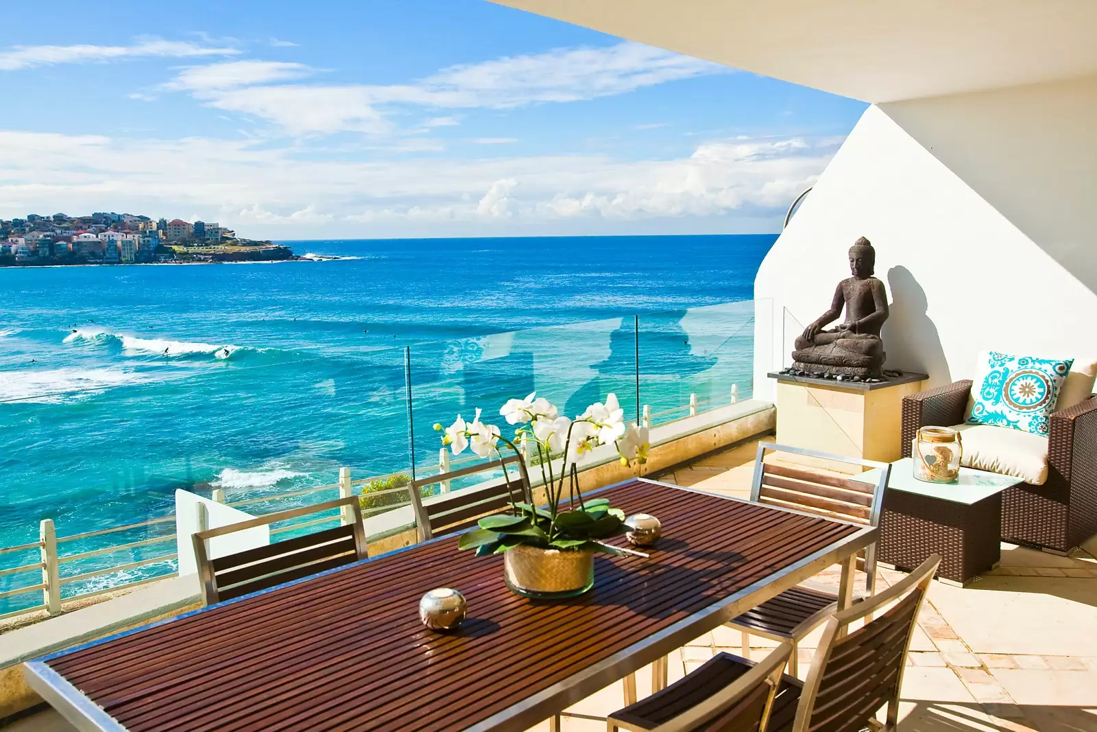 17/2-4 Notts Avenue, Bondi Beach Sold by Sydney Sotheby's International Realty - image 4