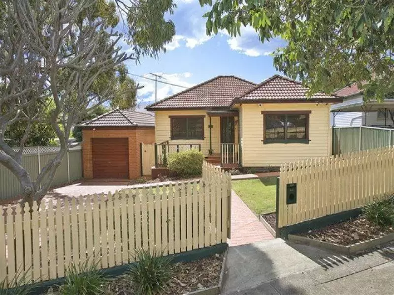 122 Bay  Street, Pagewood Sold by Sydney Sotheby's International Realty - image 3