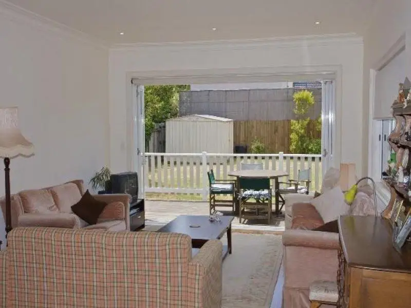 38 Australia Avenue, Matraville Sold by Sydney Sotheby's International Realty - image 2