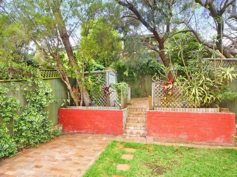 7 Henry Street, Randwick Sold by Sydney Sotheby's International Realty - image 2