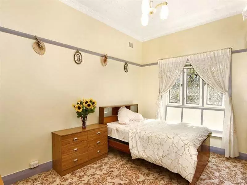 28 Nevorie Crescent, Maroubra Sold by Sydney Sotheby's International Realty - image 3