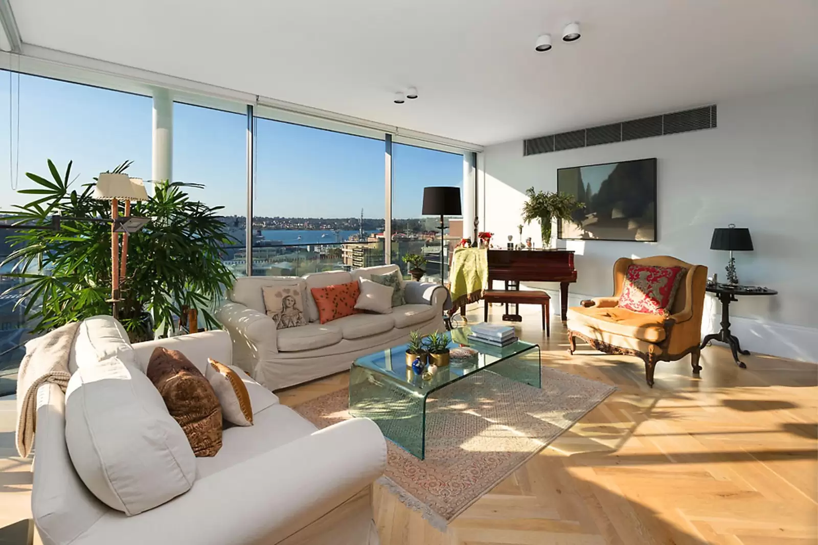 19/10 Wylde Street, Potts Point Sold by Sydney Sotheby's International Realty - image 6