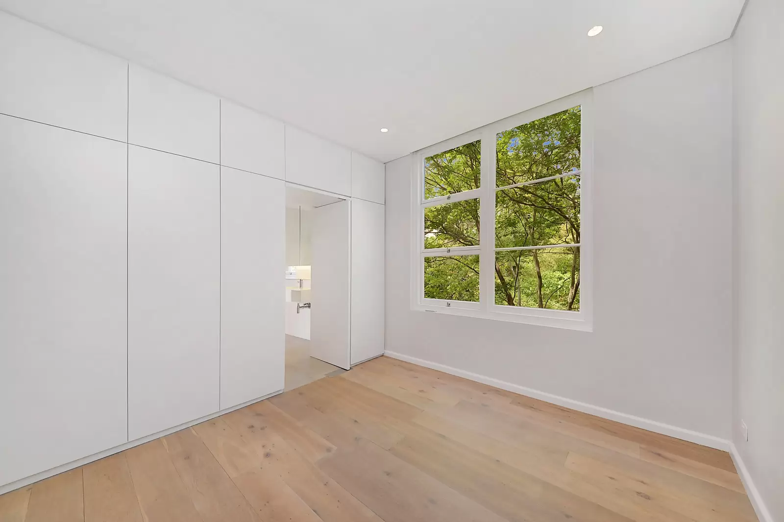 Penthouse C, New Beach Road, Darling Point Leased by Sydney Sotheby's International Realty - image 4