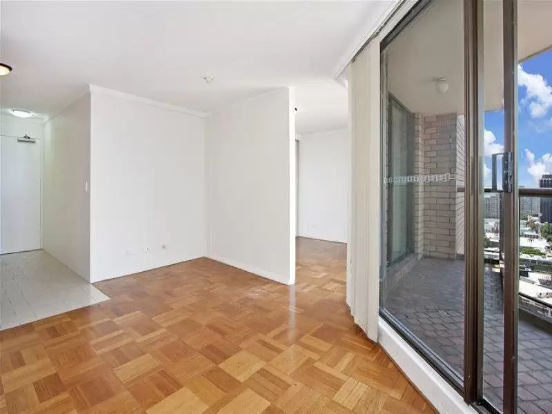 151/220 Goulburn Street, Surry Hills Sold by Sydney Sotheby's International Realty - image 3