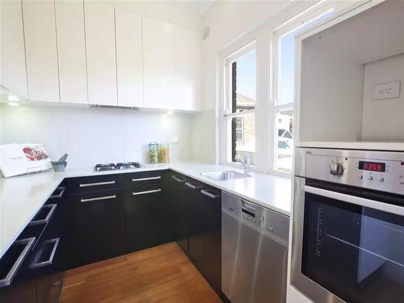 4/3 Hardiman Avenue, Randwick Sold by Sydney Sotheby's International Realty - image 3