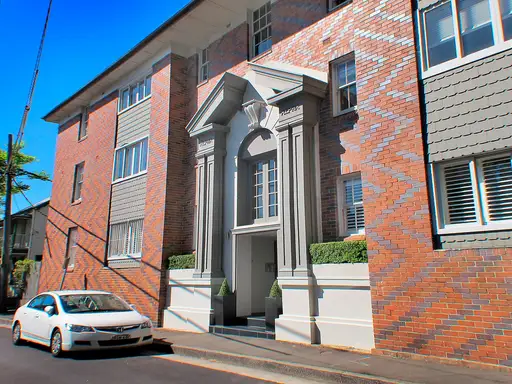 4/164 Queen Street, Woollahra Sold by Sydney Sotheby's International Realty