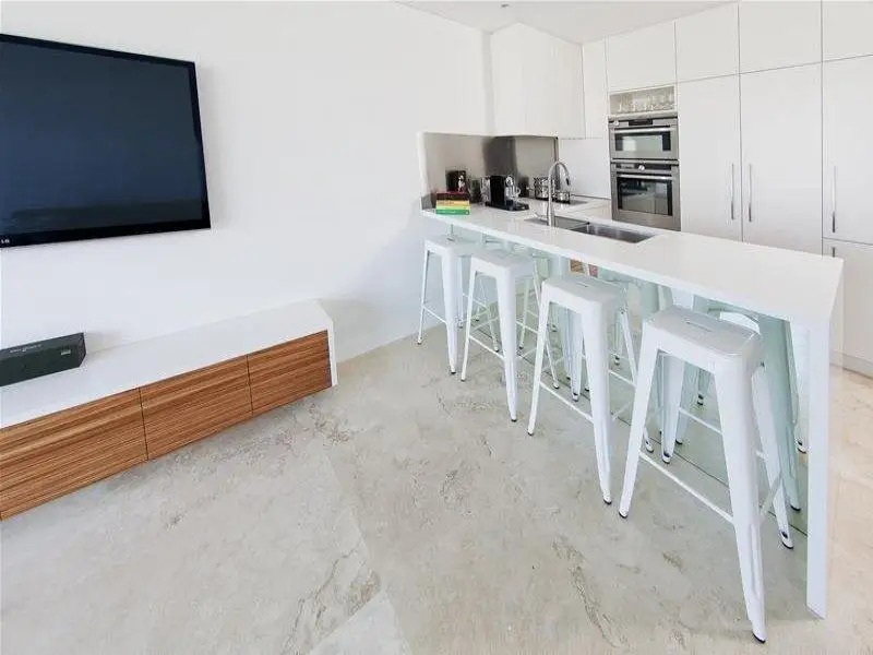 17/2 Annandale Street, Darling Point Sold by Sydney Sotheby's International Realty - image 2
