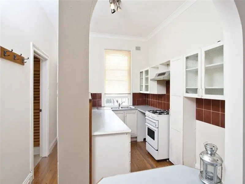 34 Isabella Street, Queens Park Sold by Sydney Sotheby's International Realty - image 1
