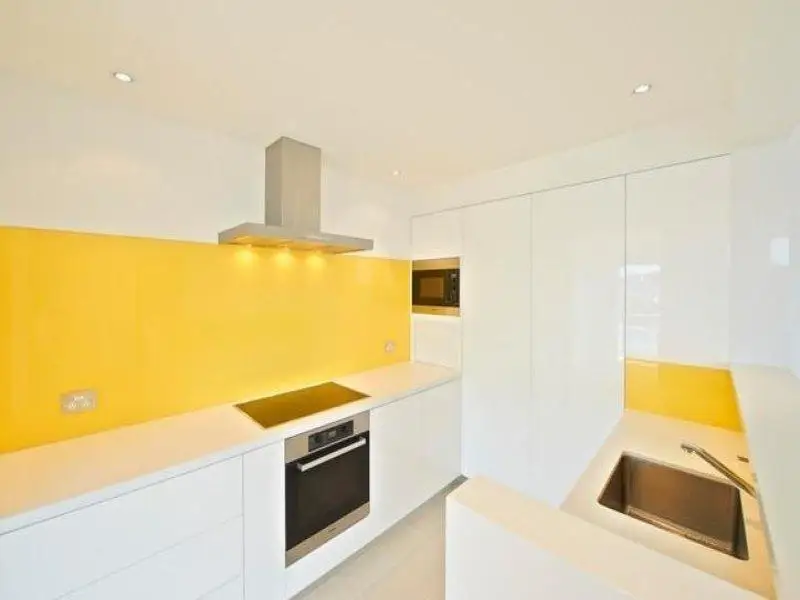 18/2-14 Pacific Street, Bronte Sold by Sydney Sotheby's International Realty - image 2