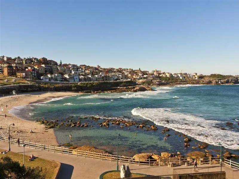 13/2-14 Pacific Street, Bronte Sold by Sydney Sotheby's International Realty