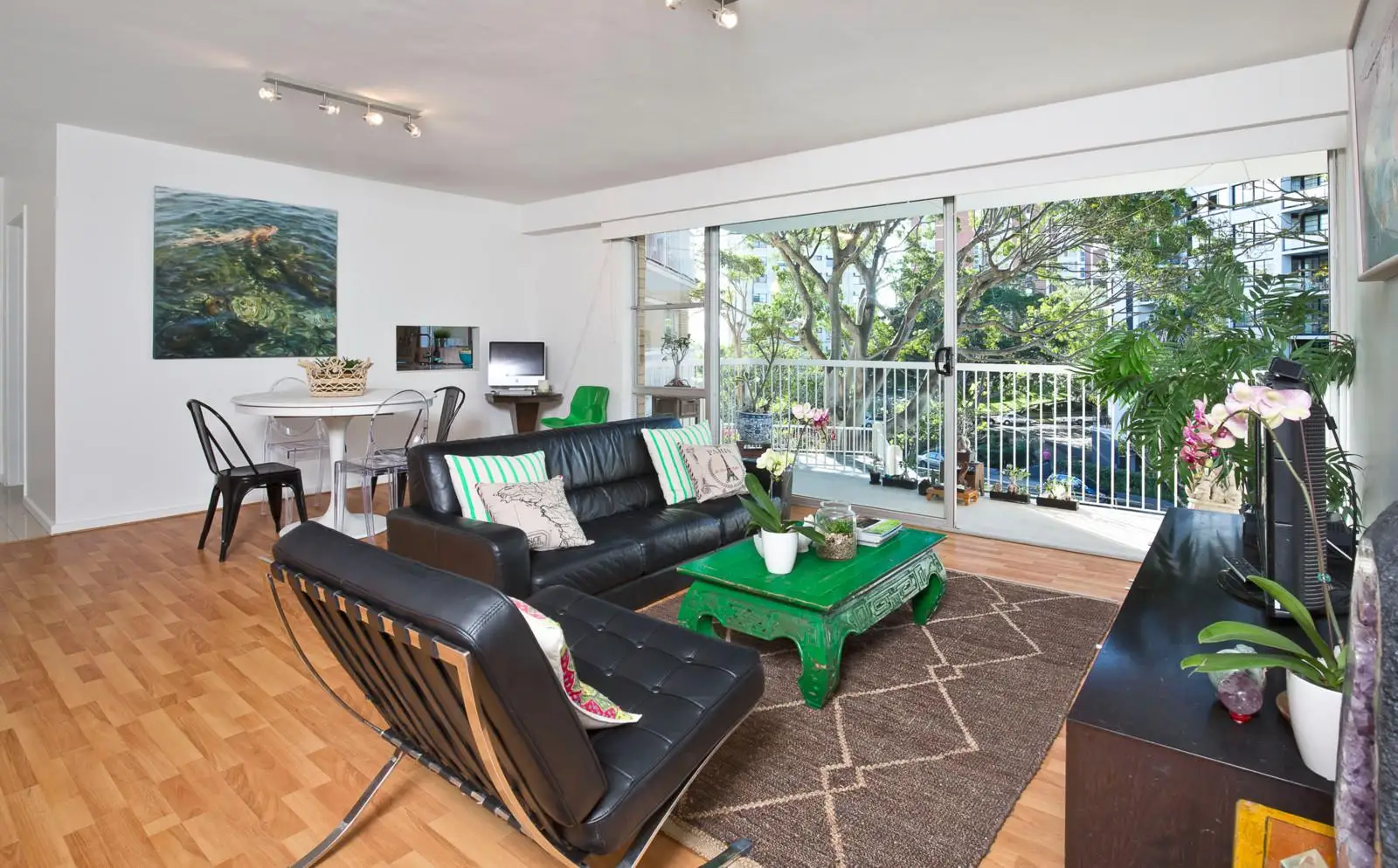 3/4 Mitchell Road, Darling Point Sold by Sydney Sotheby's International Realty - image 1