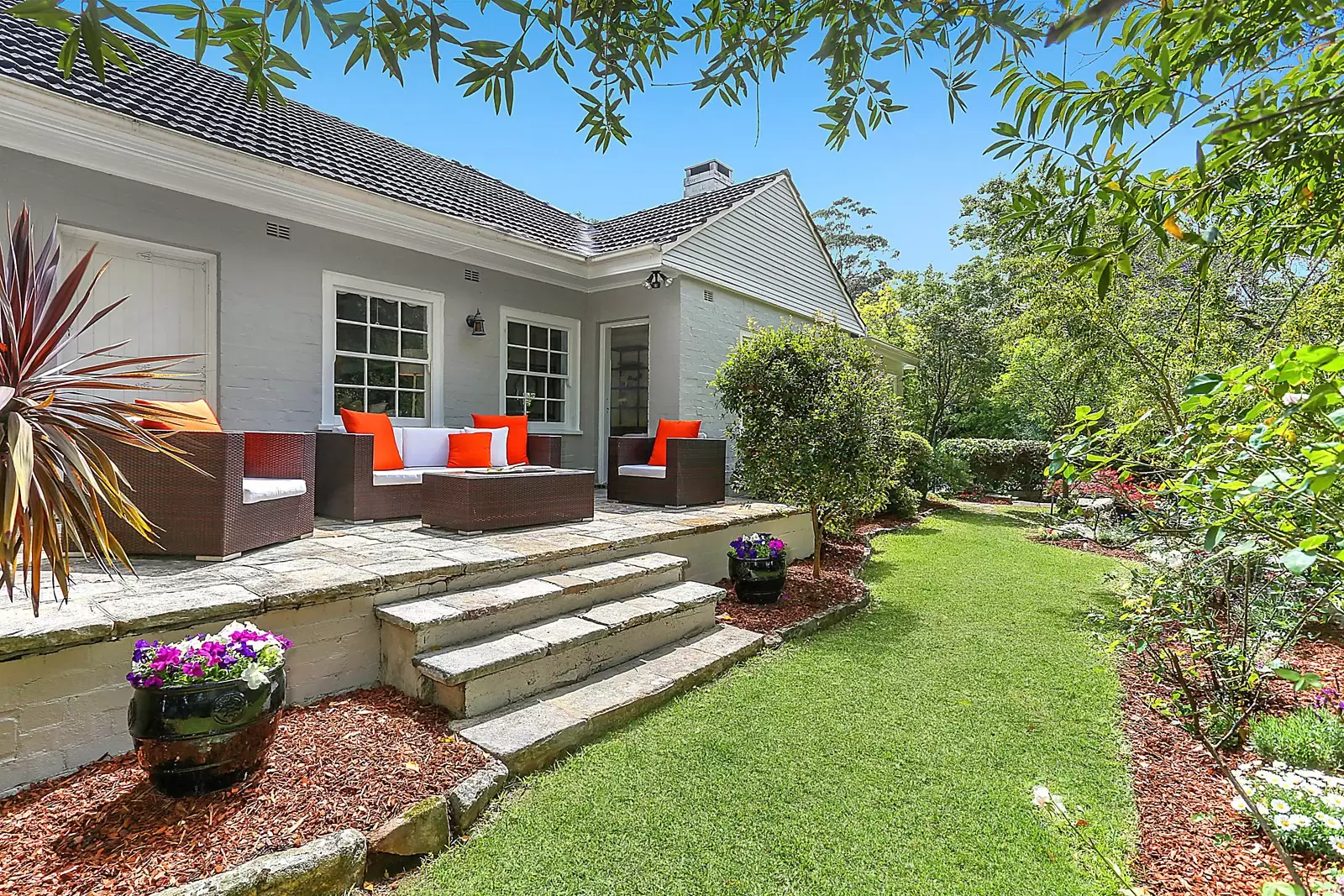 1 Riddles Lane, Pymble Sold by Sydney Sotheby's International Realty - image 5