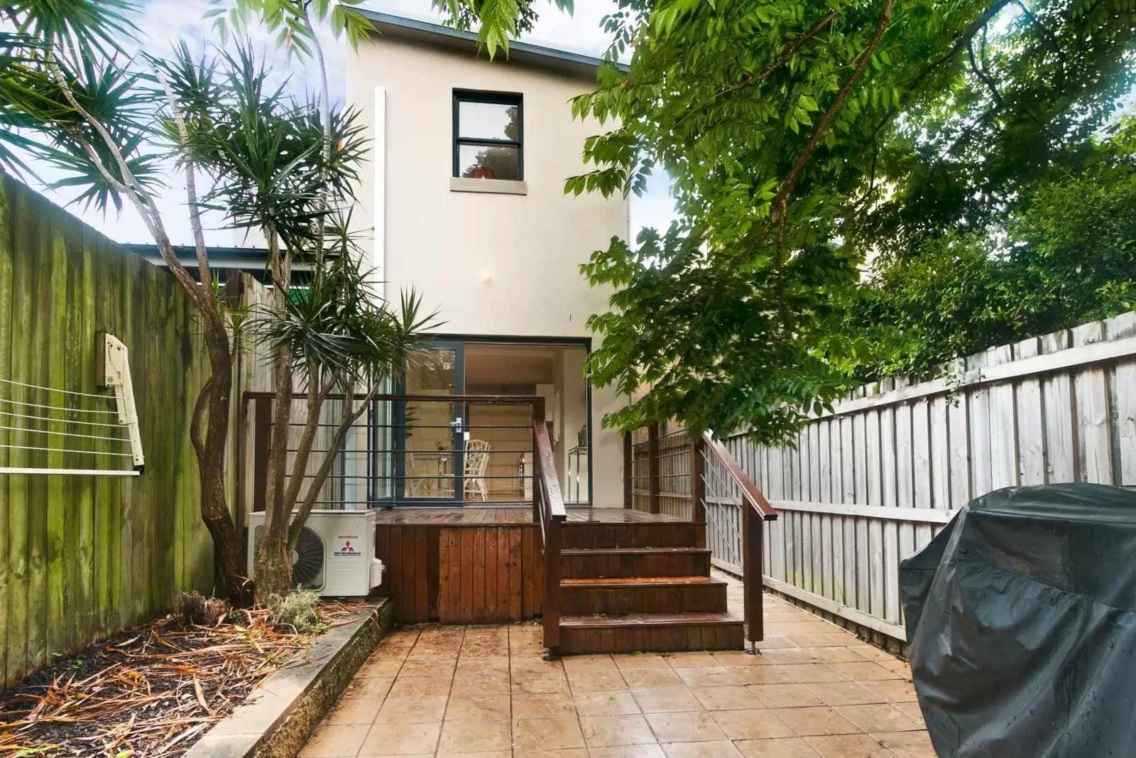 75 Mill Hill Road, Bondi Junction Sold by Sydney Sotheby's International Realty - image 6