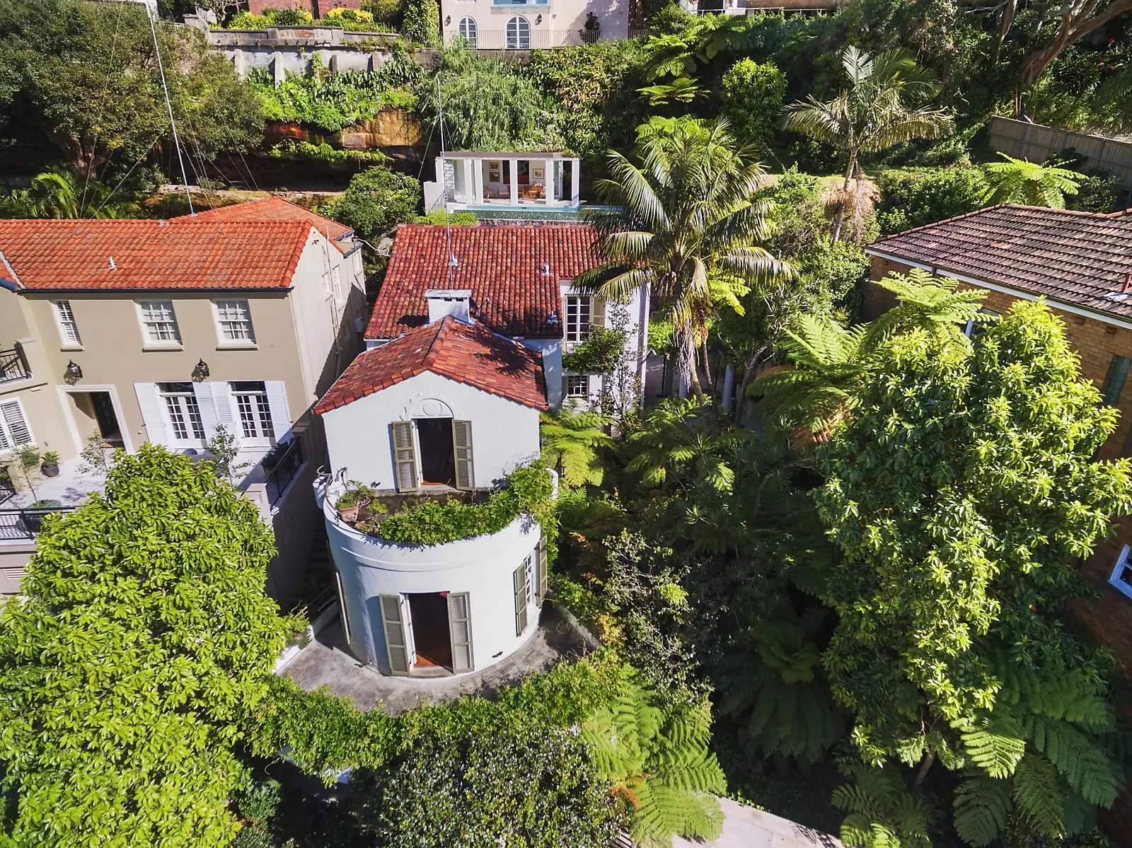 5a Wiston Gardens, Double Bay Sold by Sydney Sotheby's International Realty - image 1
