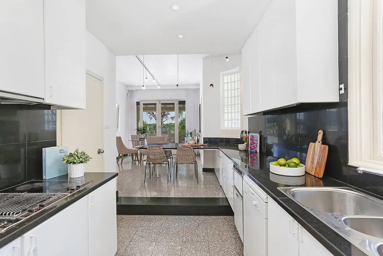 18 Bulkara Road, Bellevue Hill Sold by Sydney Sotheby's International Realty - image 3