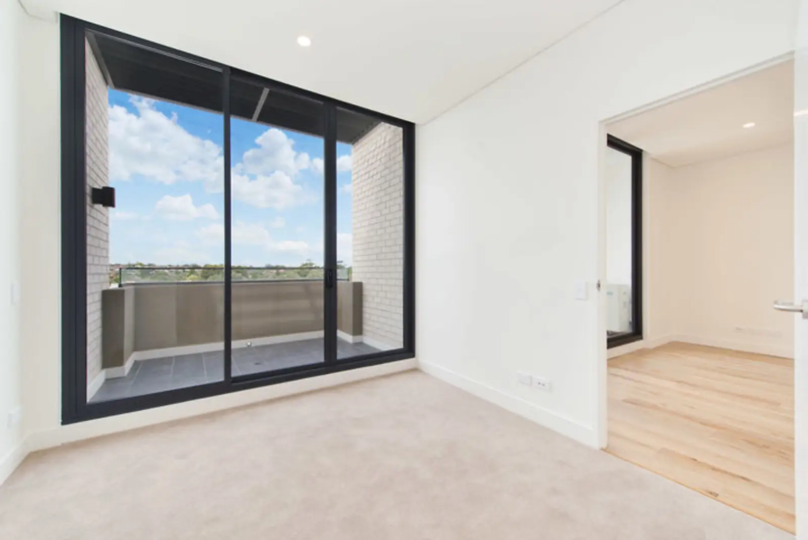 92/767 Botany Road, Rosebery Leased by Sydney Sotheby's International Realty - image 3