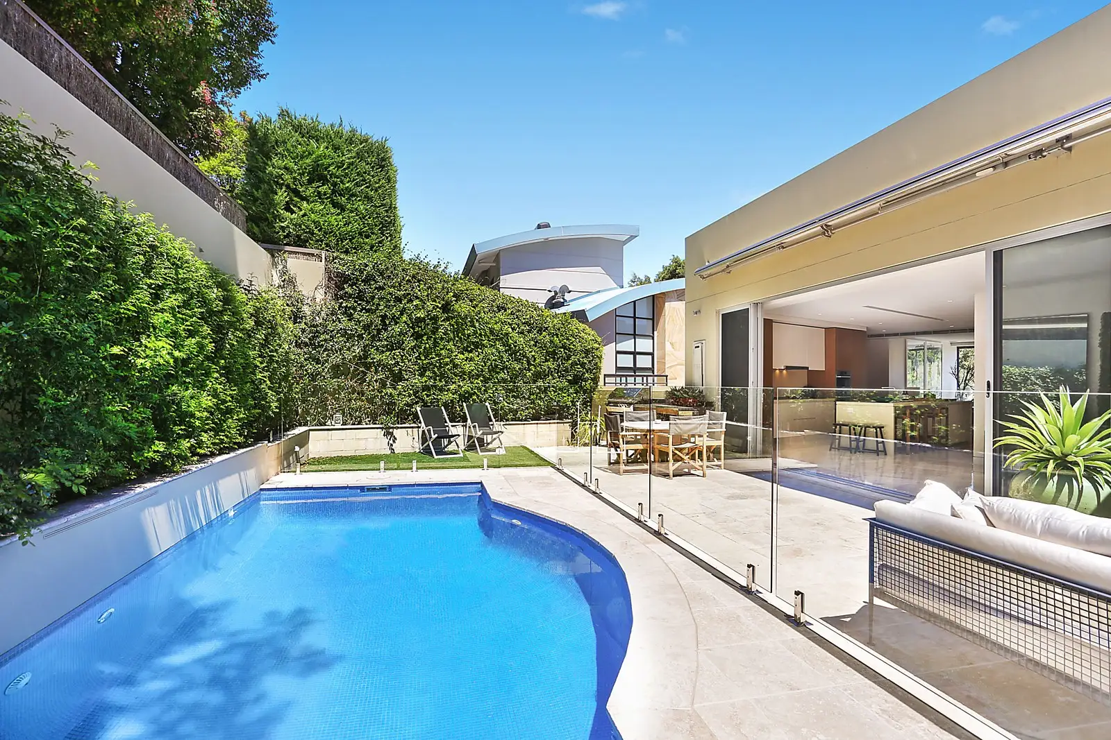 3/12 Carlotta Road, Double Bay Sold by Sydney Sotheby's International Realty - image 1