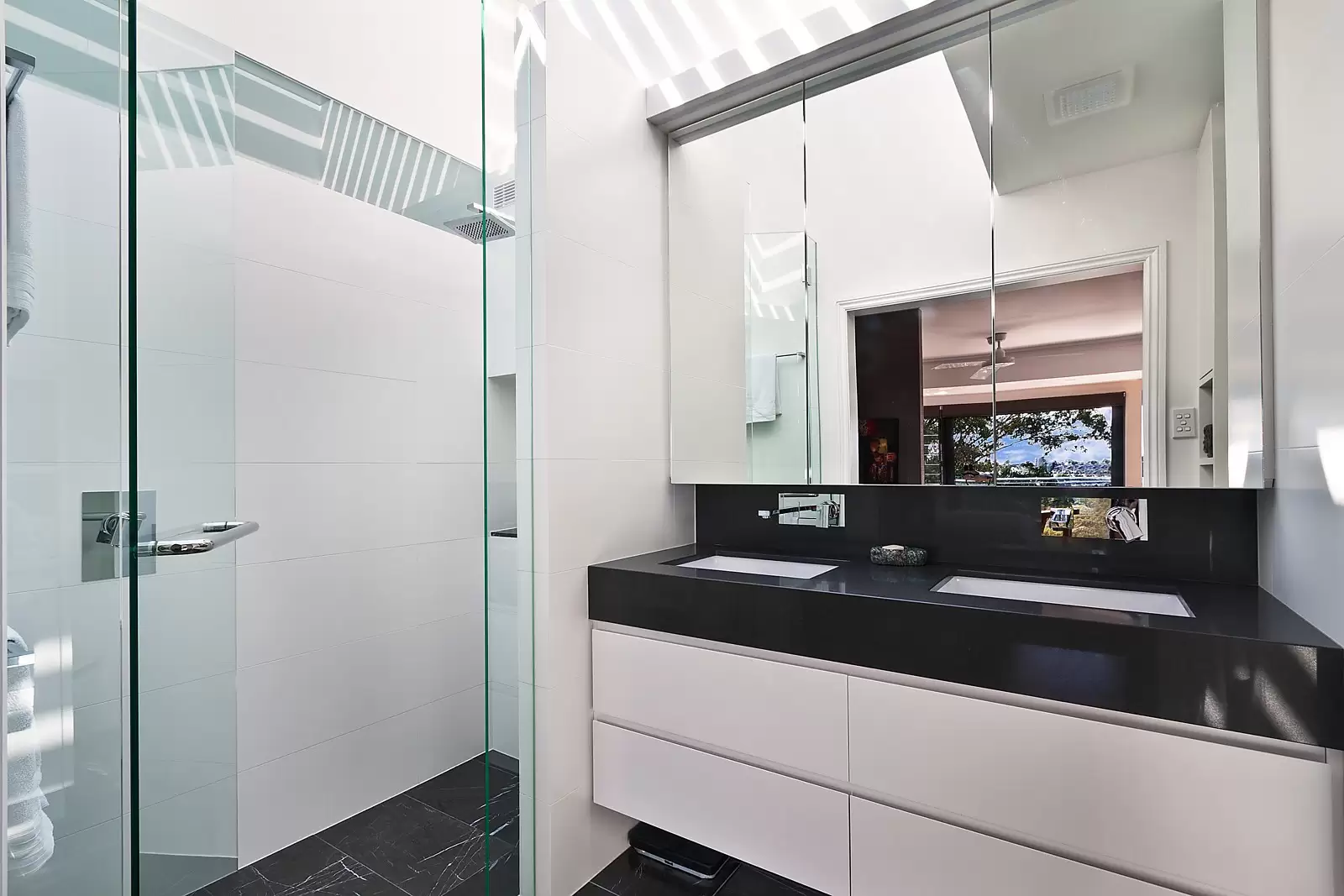 28 Thorne Street, Edgecliff Sold by Sydney Sotheby's International Realty - image 8