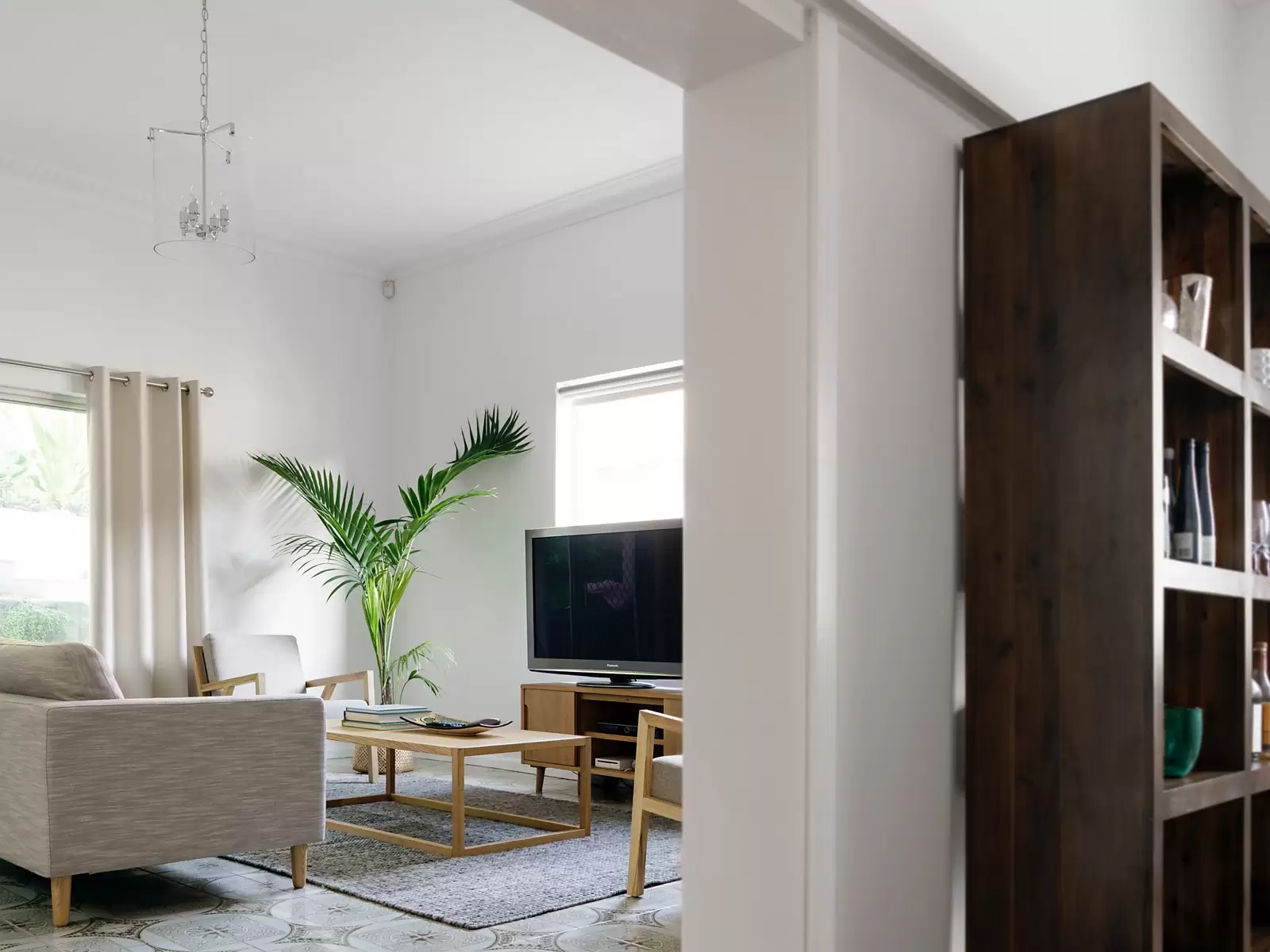 57 Brook Street, Coogee Sold by Sydney Sotheby's International Realty - image 4