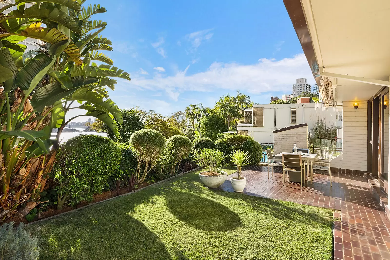 1/38 Darling Point Road, Darling Point Sold by Sydney Sotheby's International Realty - image 3