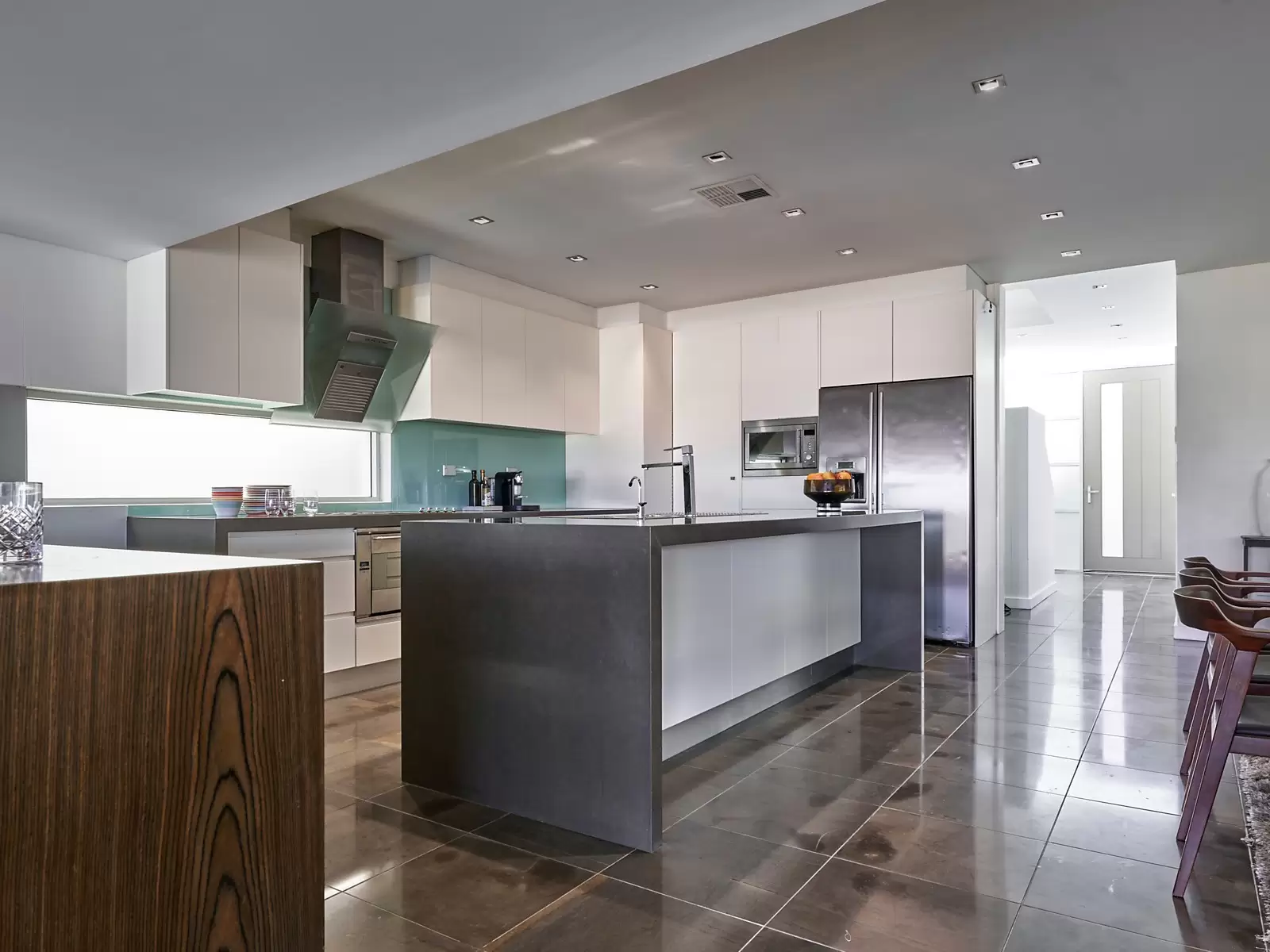 145 Brook Street, Coogee Sold by Sydney Sotheby's International Realty - image 6