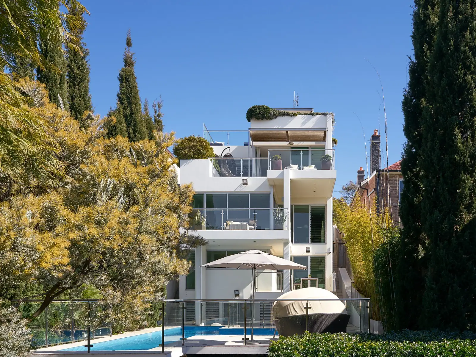 145 Brook Street, Coogee Sold by Sydney Sotheby's International Realty - image 1
