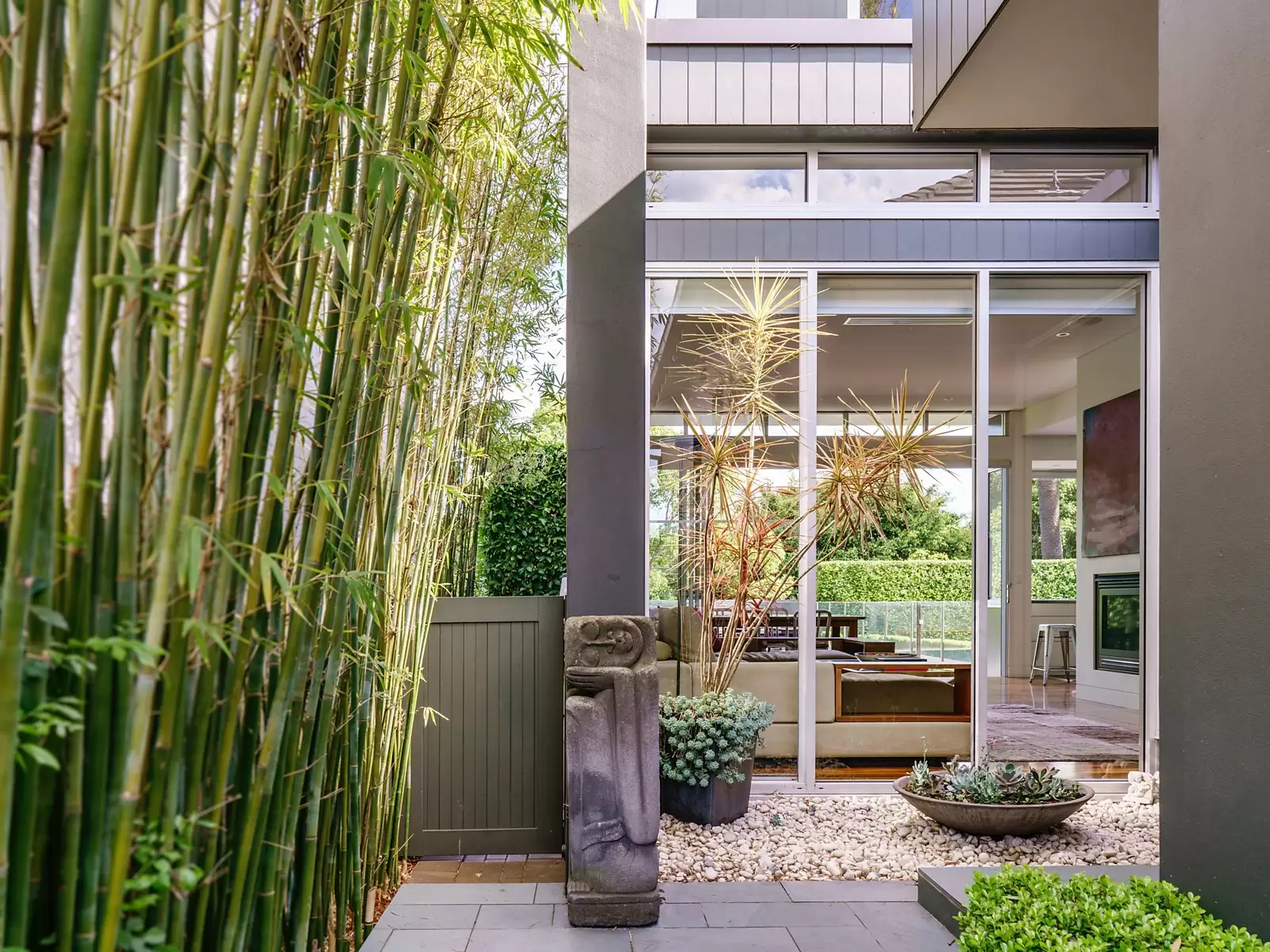 65 Milroy Avenue, Kensington Sold by Sydney Sotheby's International Realty - image 10