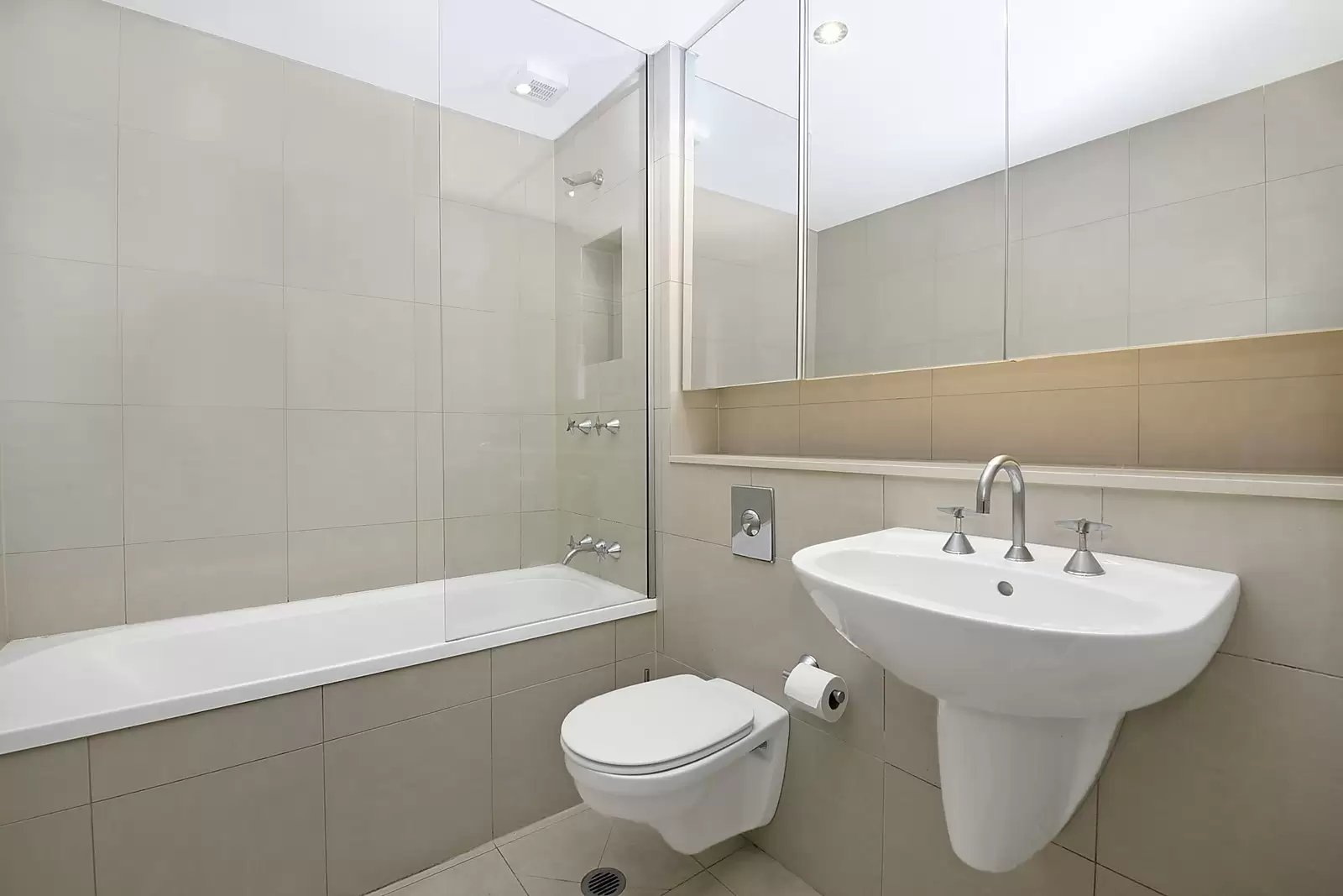 2/2 Castlefield Street, Bondi Sold by Sydney Sotheby's International Realty - image 6