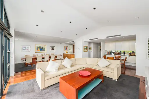 2/48 Bundarra Road, Bellevue Hill Sold by Sydney Sotheby's International Realty