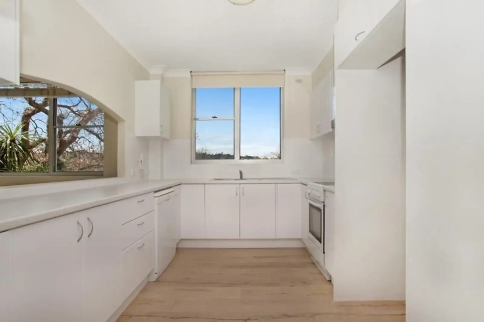 1/321 Edgecliff Road, Woollahra Leased by Sydney Sotheby's International Realty - image 3