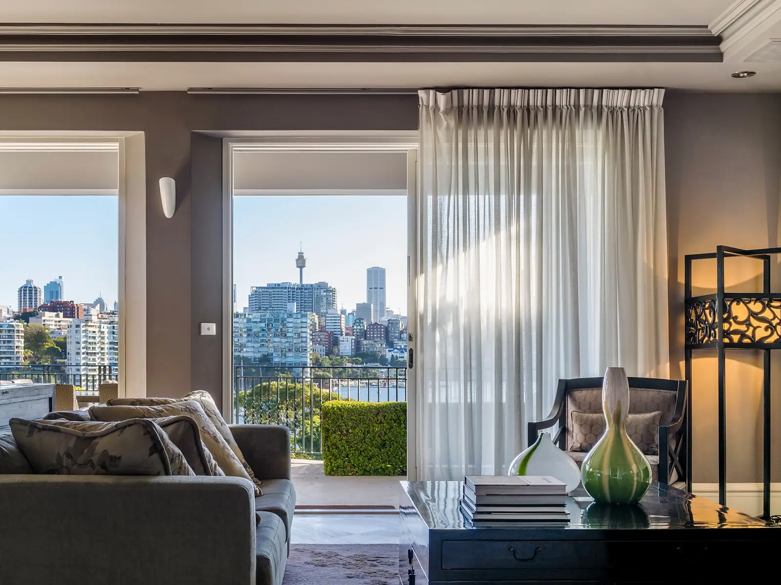 50a Yarranabbe Road, Darling Point Sold by Sydney Sotheby's International Realty - image 2