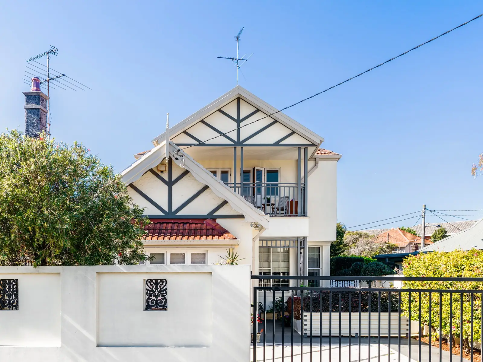 7 Chapel Street, Randwick Sold by Sydney Sotheby's International Realty - image 1