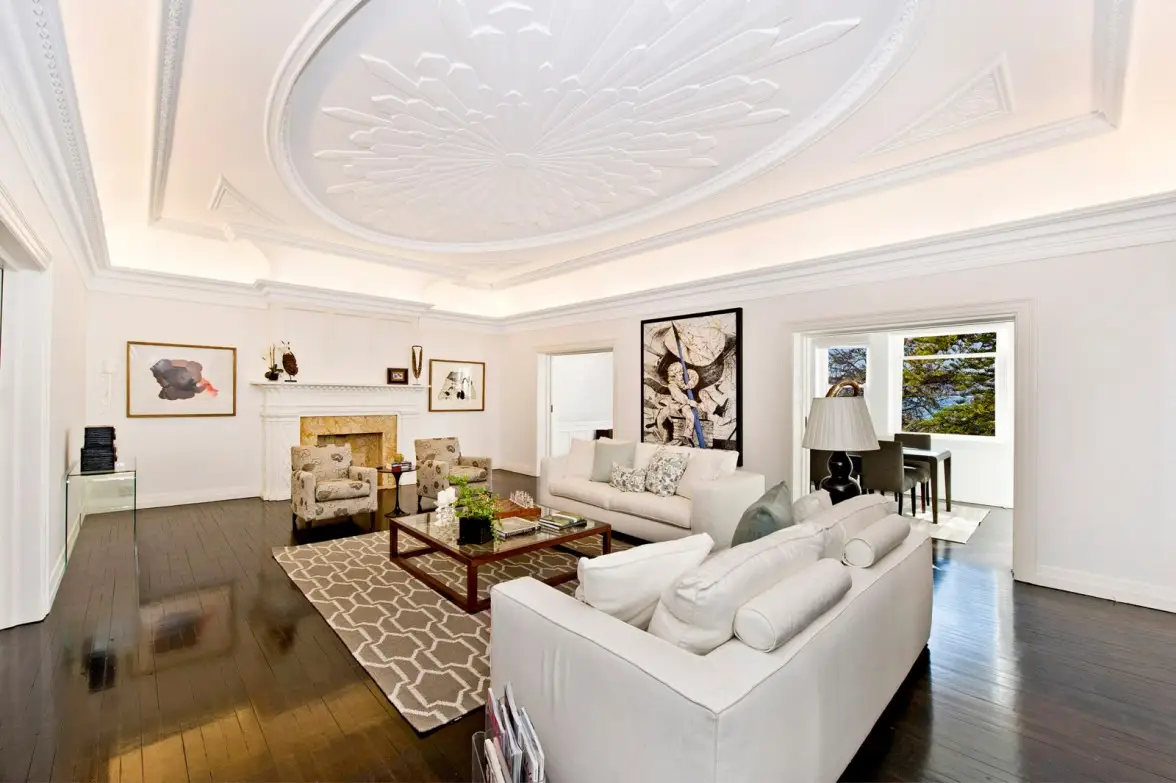 'Mirradong' 1/8 Aston Gardens, Bellevue Hill Sold by Sydney Sotheby's International Realty - image 1