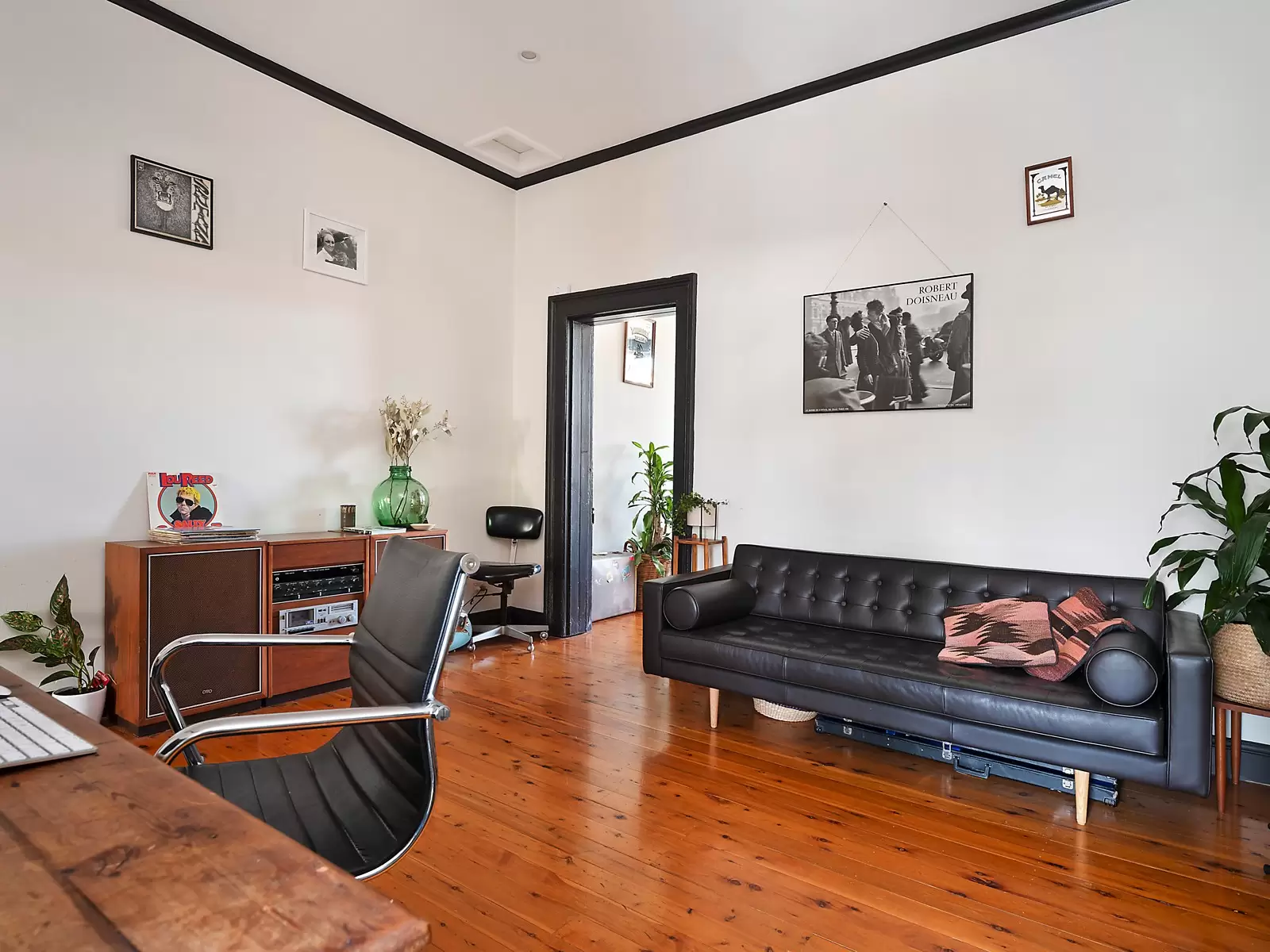 8 Oxford Street, Woollahra Sold by Sydney Sotheby's International Realty - image 3