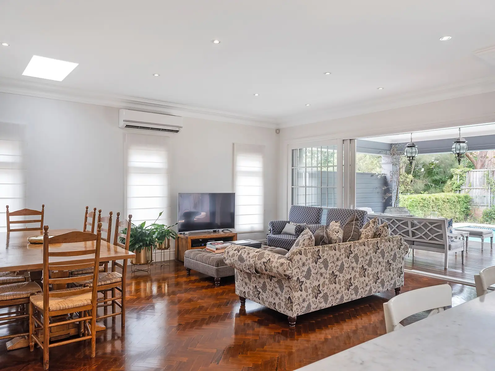 11 Day Avenue, Kensington Sold by Sydney Sotheby's International Realty - image 2