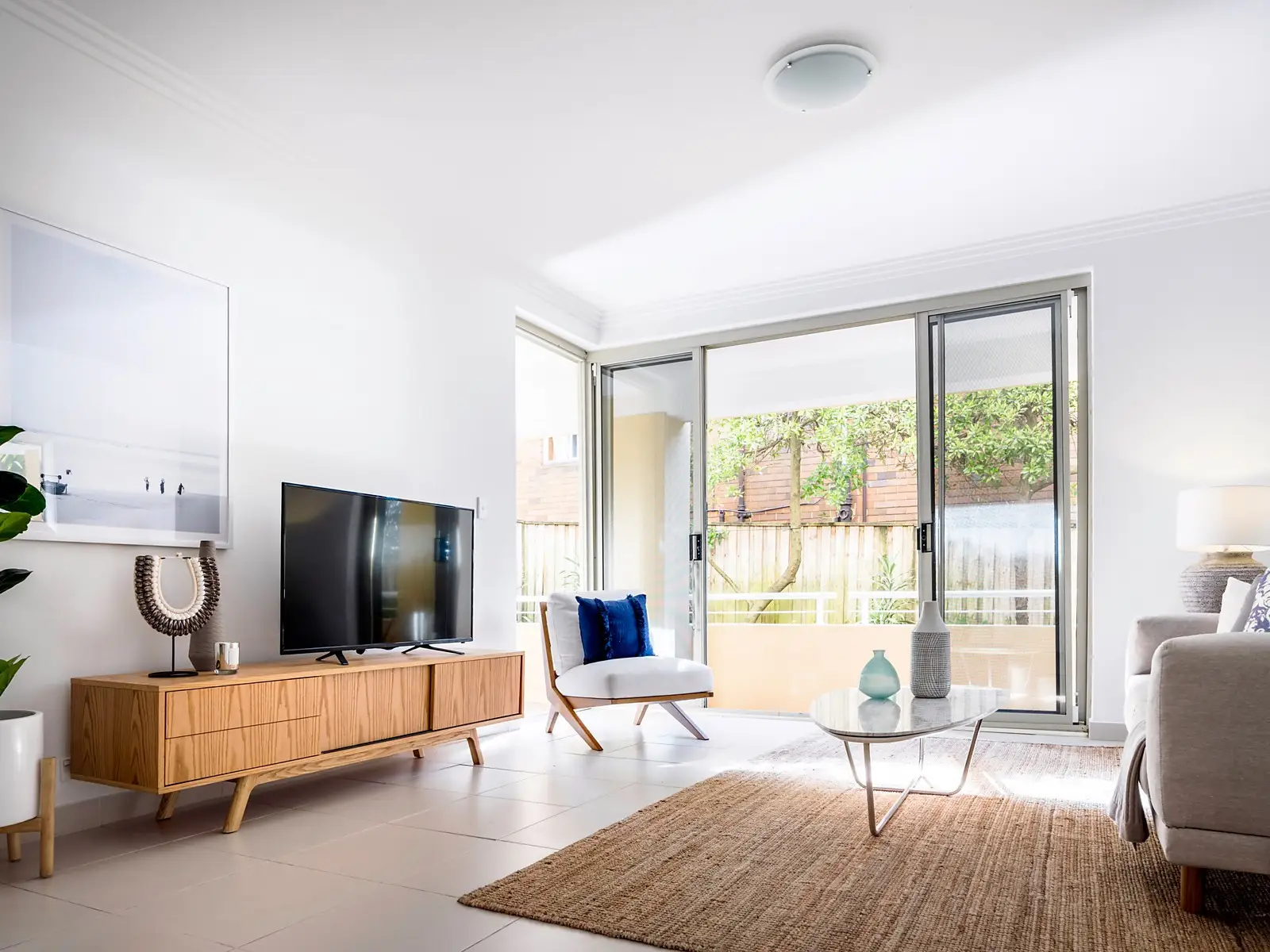 16/114-116 Brook Street, Coogee Sold by Sydney Sotheby's International Realty - image 1