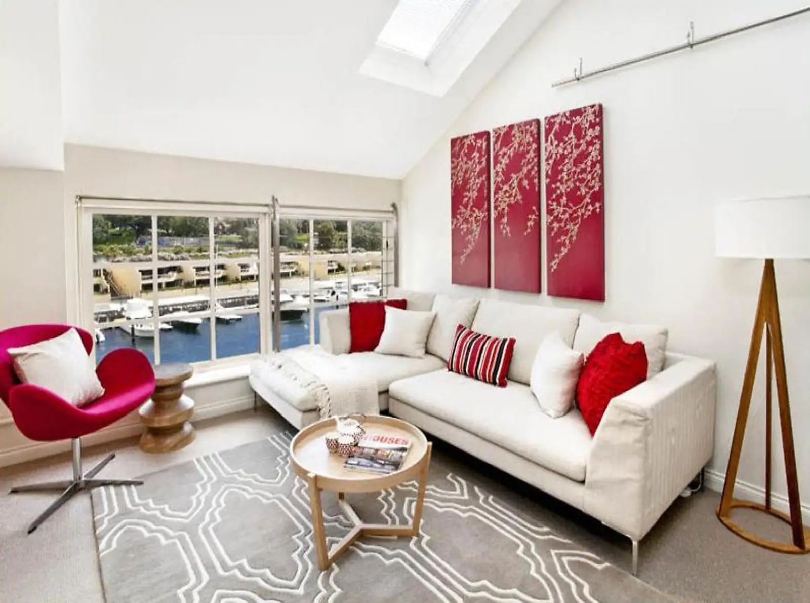579/6 Cowper Wharf Road, Woolloomooloo Sold by Sydney Sotheby's International Realty - image 2