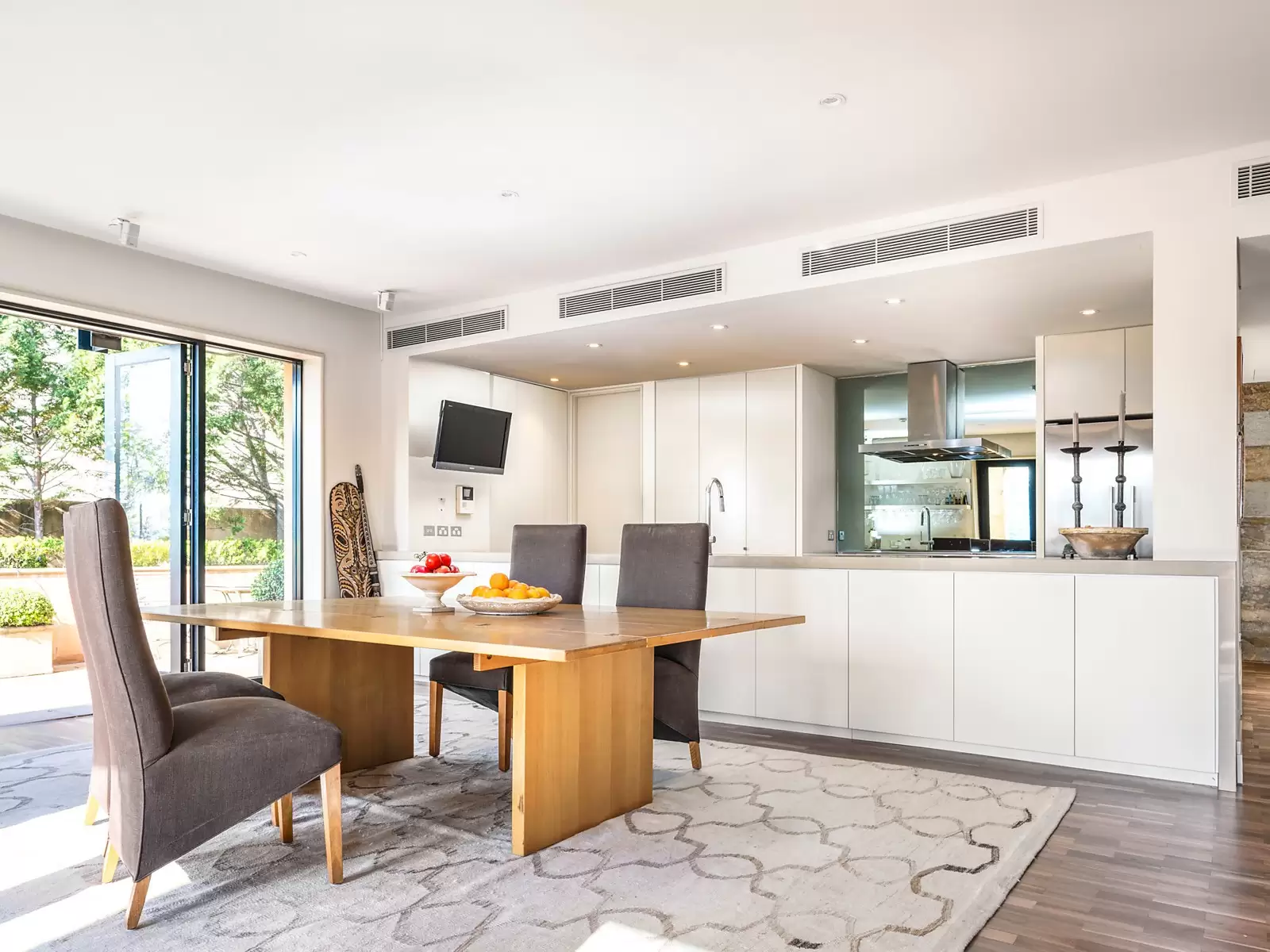 1/11 Gladswood Gardens, Double Bay Sold by Sydney Sotheby's International Realty - image 3