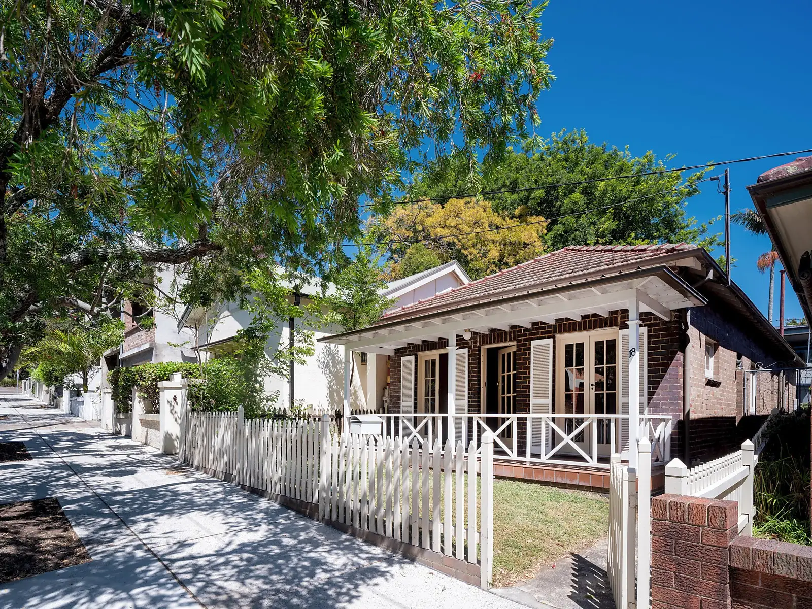 18 Alma Street, Paddington Sold by Sydney Sotheby's International Realty - image 1