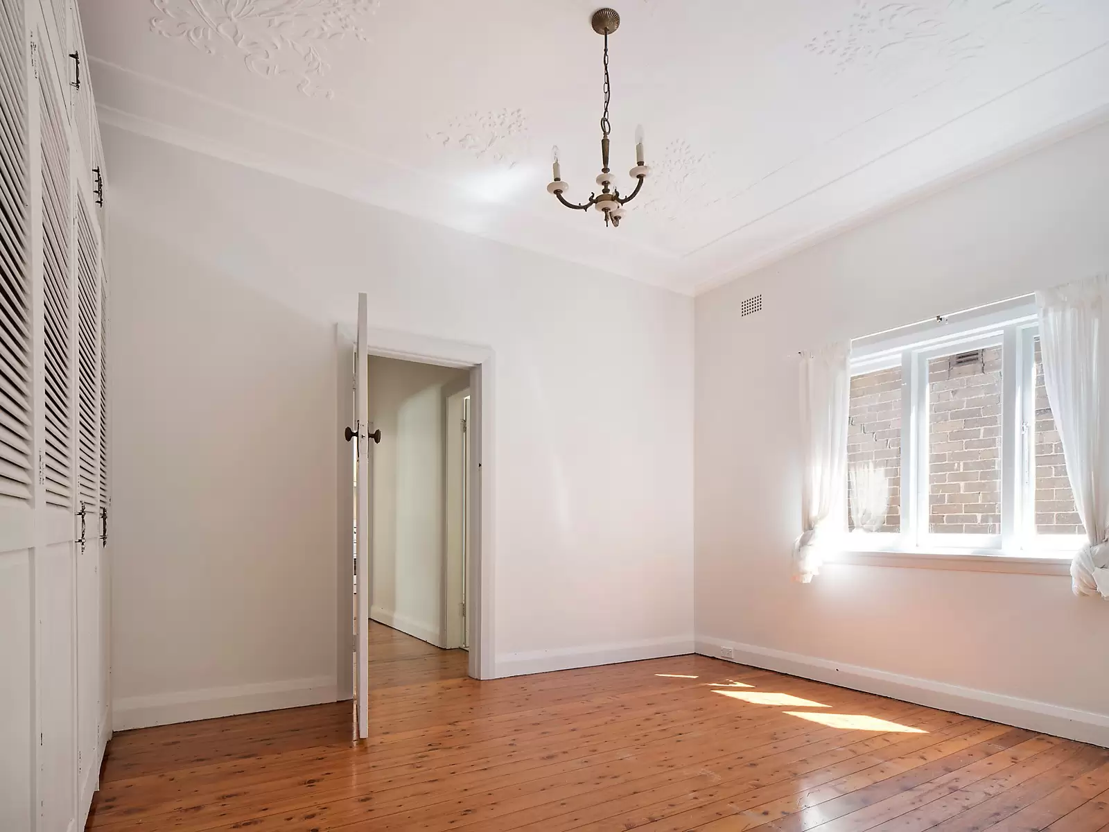 18 Alma Street, Paddington Sold by Sydney Sotheby's International Realty - image 4