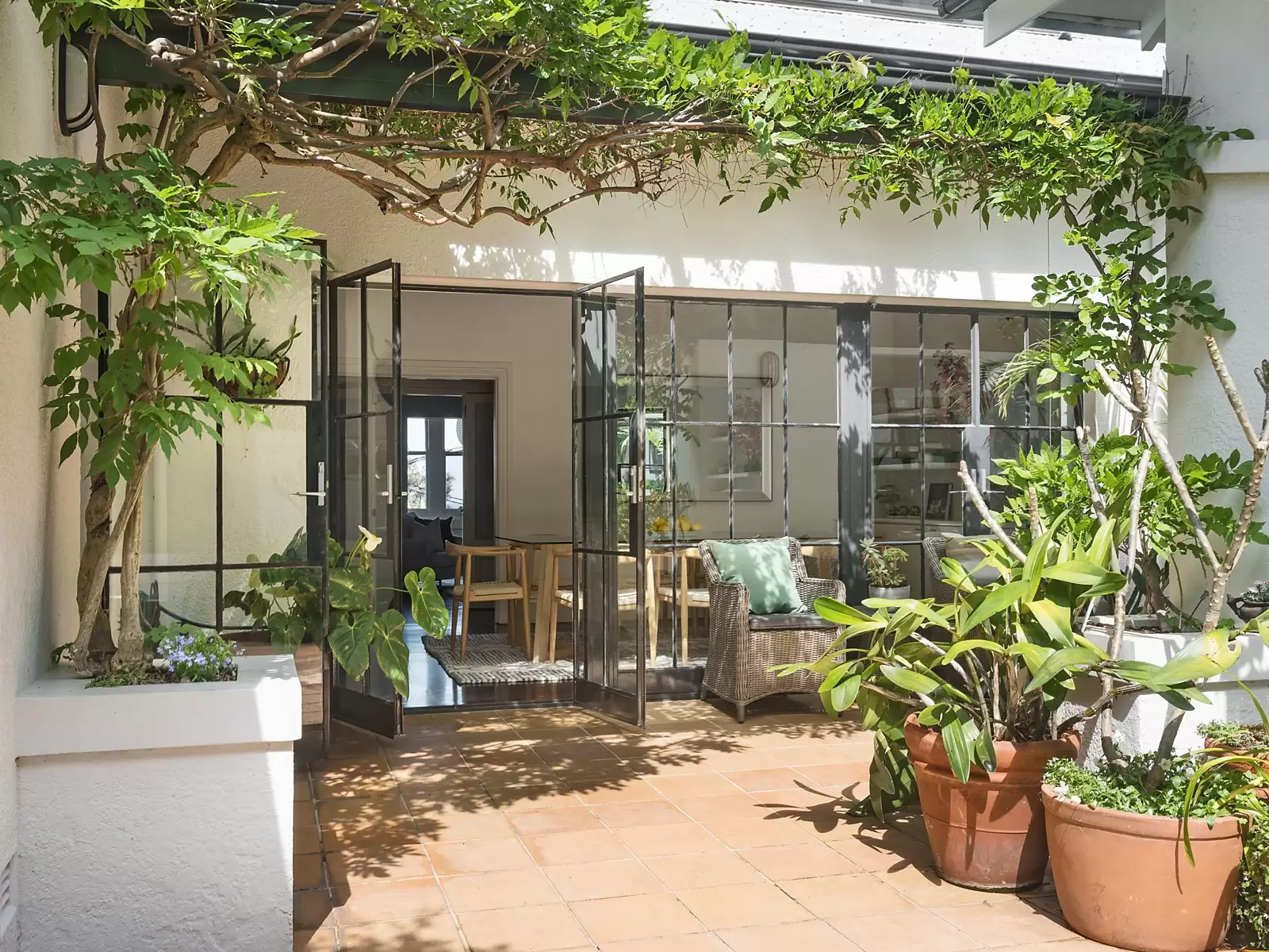 82 Beach Street, Coogee Sold by Sydney Sotheby's International Realty - image 8