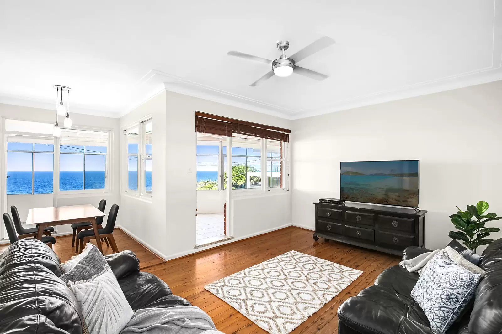 5 Ahearn Avenue, South Coogee Sold by Sydney Sotheby's International Realty - image 11