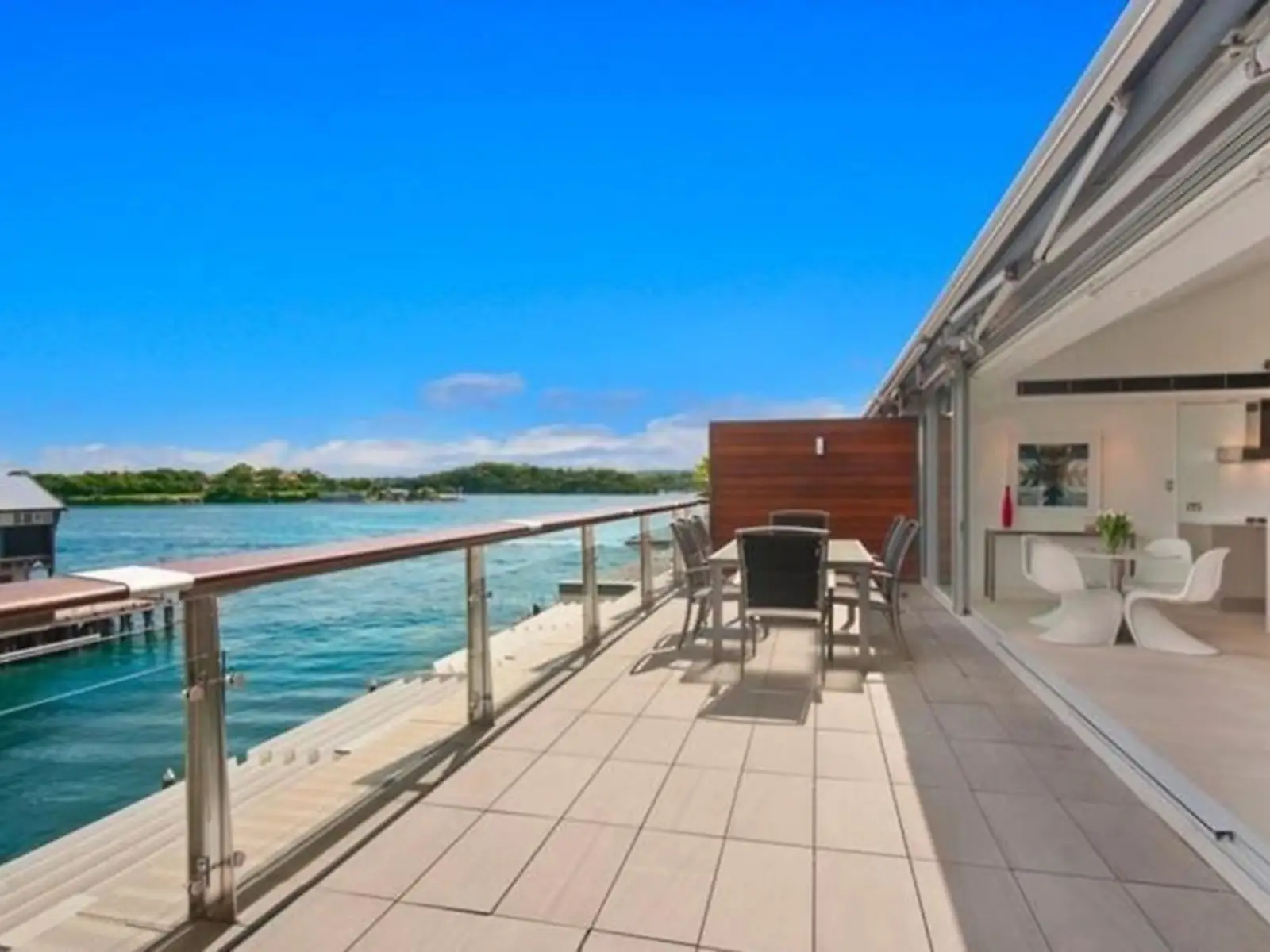 610/19 Hickson Road, Walsh Bay Sold by Sydney Sotheby's International Realty - image 1